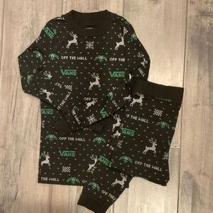 Vans black two piece winter/Christmas pajamas Size 10